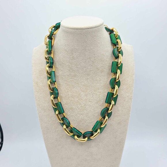 J Crew Lacquered Green Round & Square Gold Tone Link Necklace NWT! NEW! - Picture 7 of 8